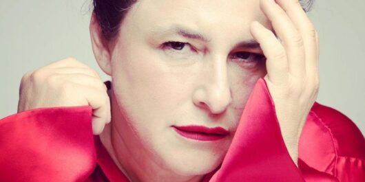 اسرا درمجی اوغلو Anne Yarısı سایت ترکنما