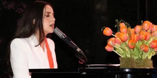 نشان سلطنتی کارسو None سایت ترکنما