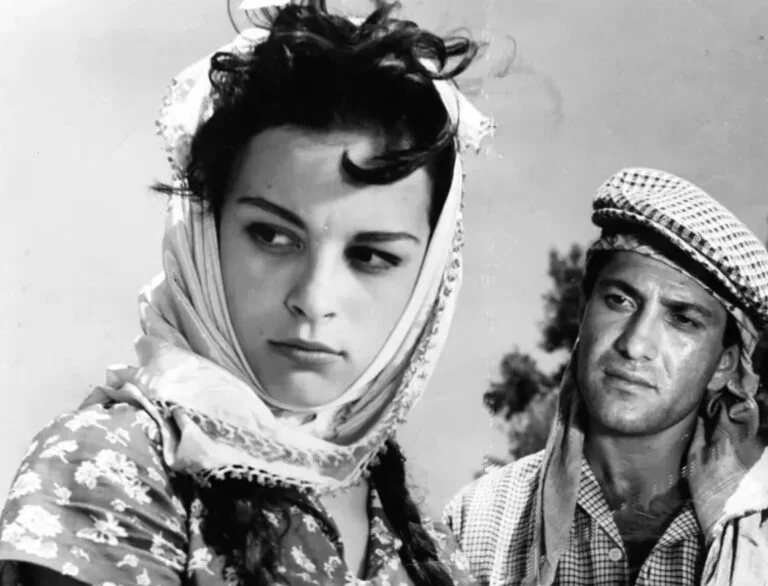 اوزگو نامال و فیلم پاکت های زرد (Sarı Zarflar)؛ افتخارآفرینی در جوایز فیلم آلمان 2 فیلم پاکت های زرد