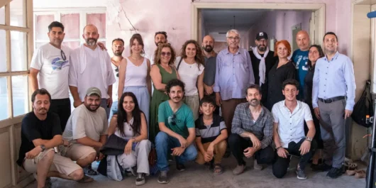 فیلم مانند درختی قطع شده Kesilmiş Bir Ağaç Gibi سایت ترکنما