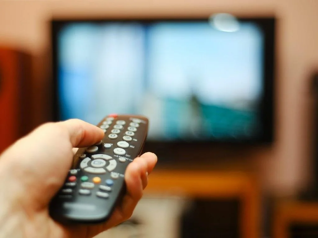 خبر داغ: شرکت Safe Media شبکه فلش تی وی را خرید و سریال جدید "بوی باد" در راه است! 2 شبکه فلش تی وی